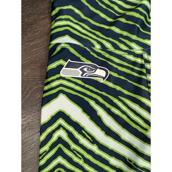 NFL Team Apparel Seattle Seahawks Rain Print Workout Leggings Women's Small - Picture 4 of 4